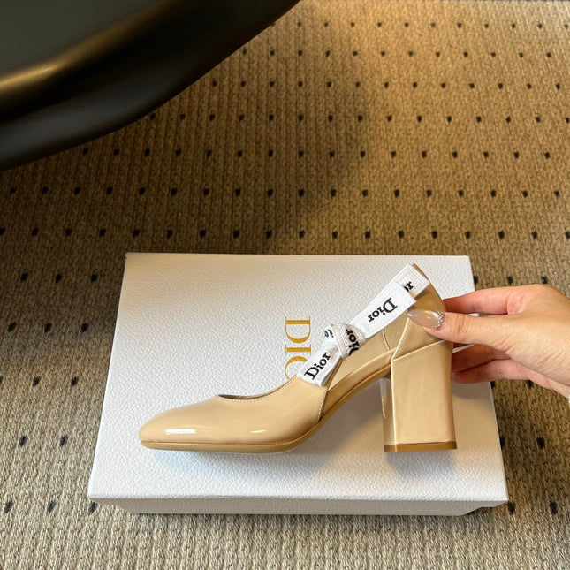 DIOR 26S HIGH HEELS 80 MM IN BEIGE PATENT CALFSKIN WITH RIBBON BOW