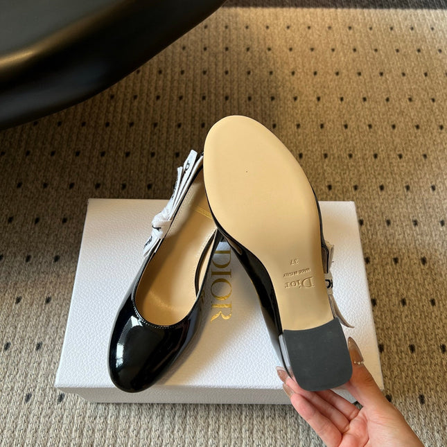 DIOR 26S HIGH HEELS 80 MM IN BLACK PATENT CALFSKIN WITH RIBBON BOW