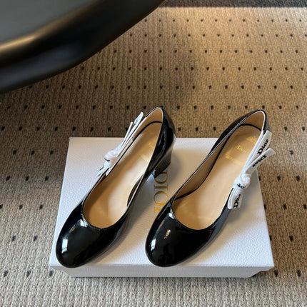 DIOR 26S HIGH HEELS 80 MM IN BLACK PATENT CALFSKIN WITH RIBBON BOW