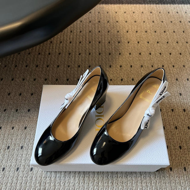 DIOR 26S HIGH HEELS 80 MM IN BLACK PATENT CALFSKIN WITH RIBBON BOW