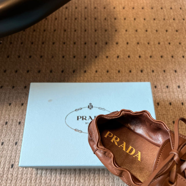 PRADA 26S LACE UP SQUARE TOE LOAFERS IN BROWN CALFSKIN