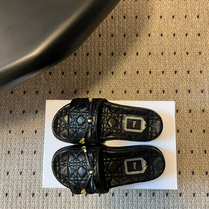 DIOR 26S SLIDES IN BLACK CALFSKIN WITH BOW