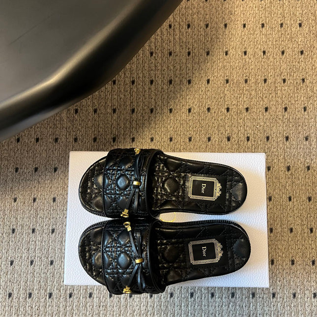 DIOR 26S SLIDES IN BLACK CALFSKIN WITH BOW