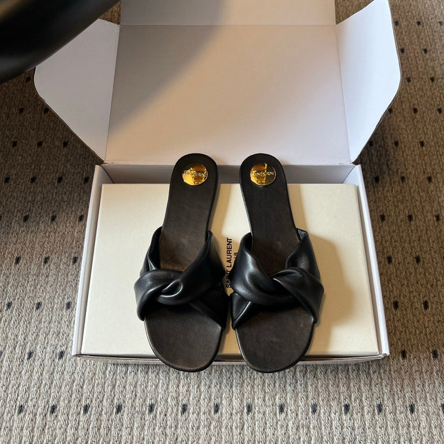 YSL 26S TWISTED-STRAP FLAT SANDALS IN BLACK LAMBSKIN
