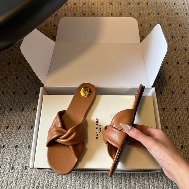 YSL 26S TWISTED-STRAP FLAT SANDALS IN  BROWN LAMBSKIN