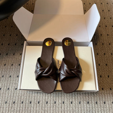 YSL 26S TWISTED-STRAP FLAT SANDALS IN DARK BROWN LAMBSKIN
