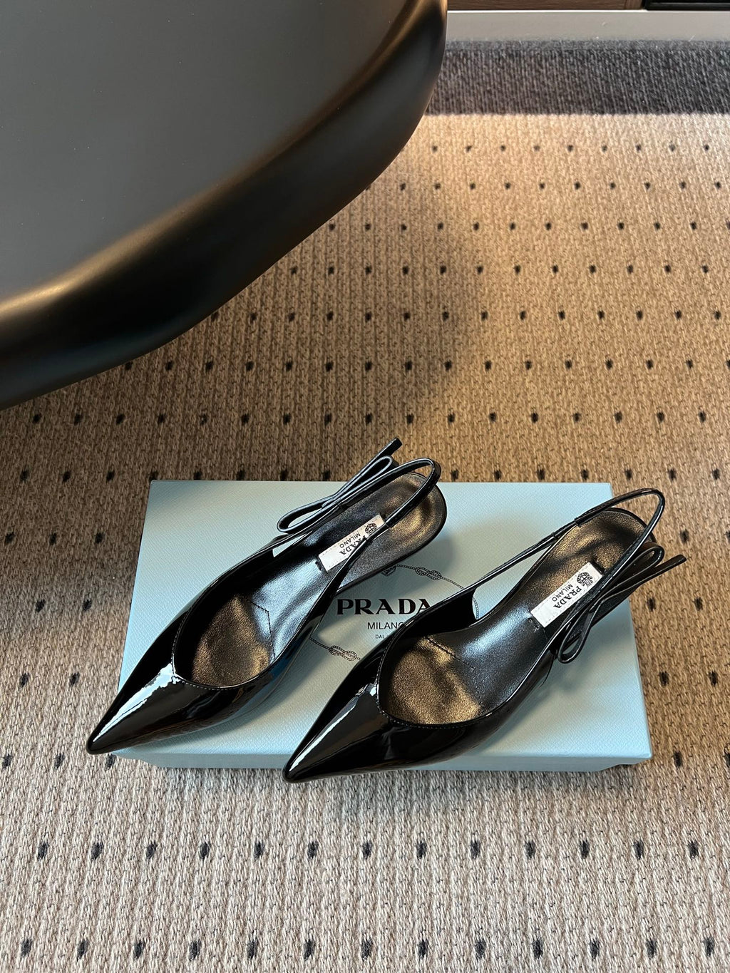 PRADA 26S POINTED TOE SLINGBACK HEELS 55MM IN BLACK PATENT CALFSKIN
