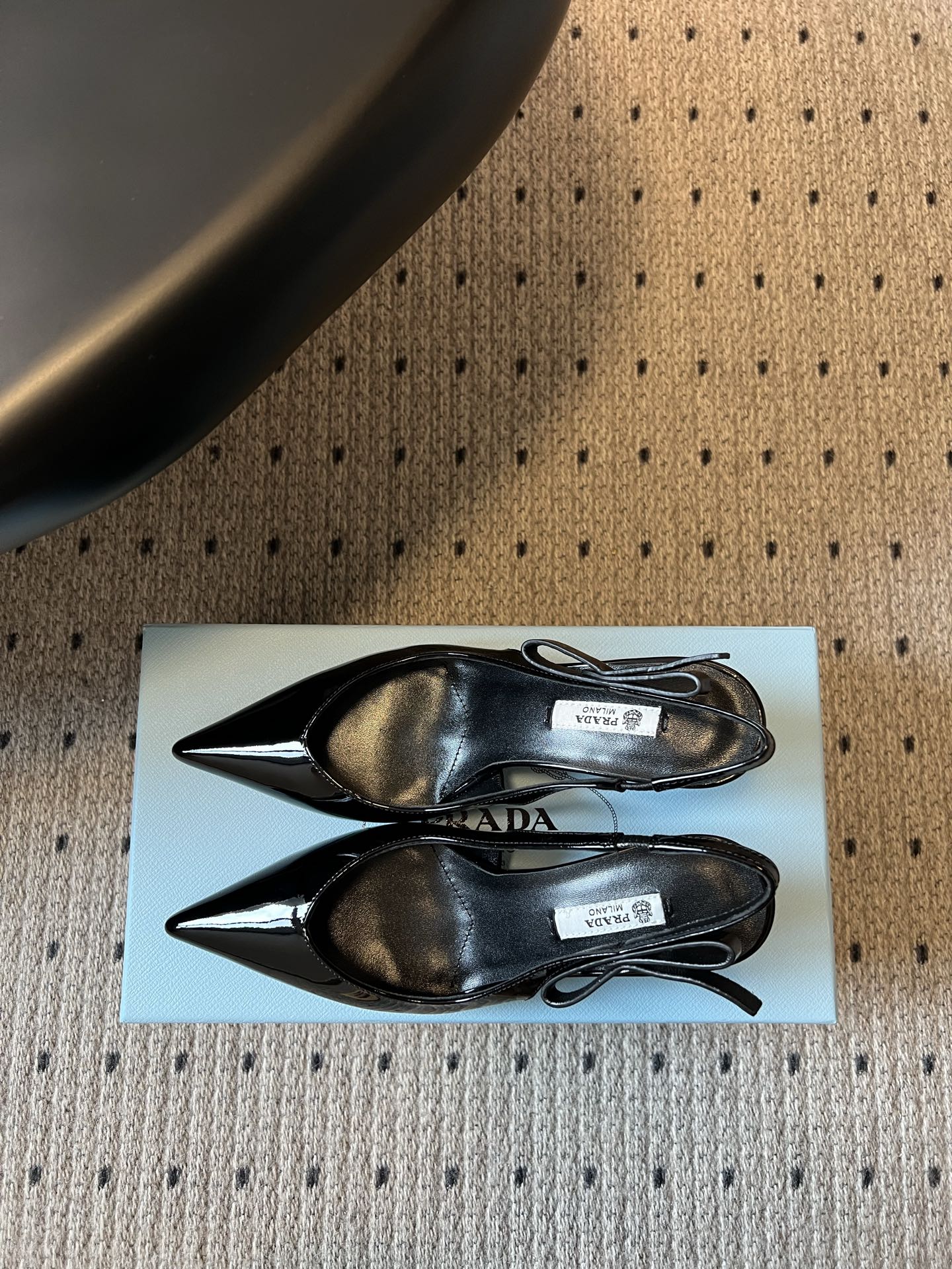 PRADA 26S POINTED TOE SLINGBACK HEELS 75MM IN BLACK PATENT CALFSKIN