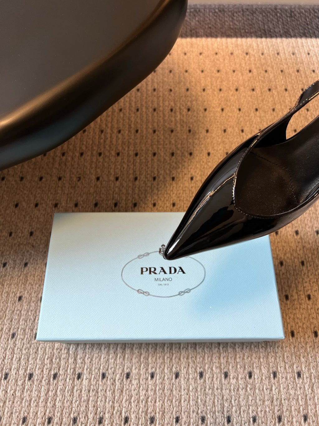 PRADA 26S POINTED TOE SLINGBACK HEELS 75MM IN BLACK PATENT CALFSKIN