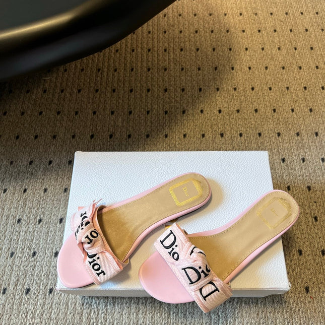 DIOR 26S DWAY SLIDE IN PINK FABRIC AND LAMBSKIN