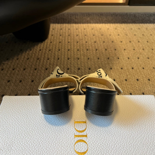 DIOR 26S HIGH-HEEL SANDALS 40 MM IN WHITE FABRIC AND  BLACK LAMBSKIN
