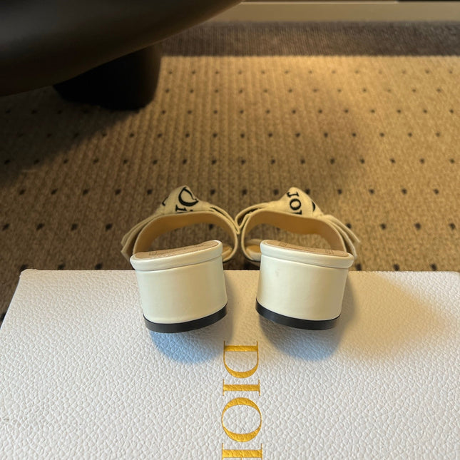 DIOR 26S HIGH-HEEL SANDALS 40 MM IN WHITE FABRIC AND LAMBSKIN