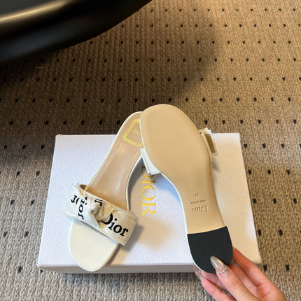 DIOR 26S HIGH-HEEL SANDALS 40 MM IN WHITE FABRIC AND LAMBSKIN