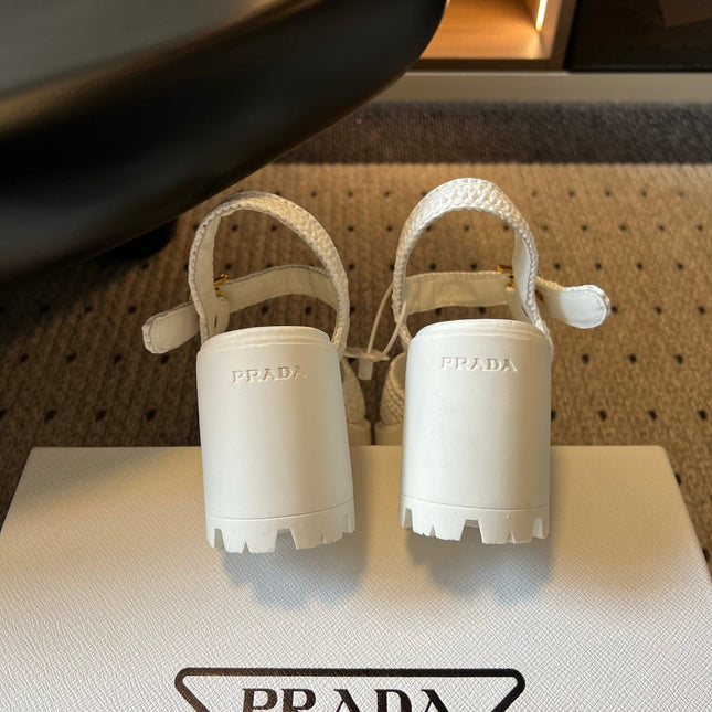 PRADA 26S BLOCK HEEL SANDALS 85MM IN WHITE RAFFIA AND CALFSKIN