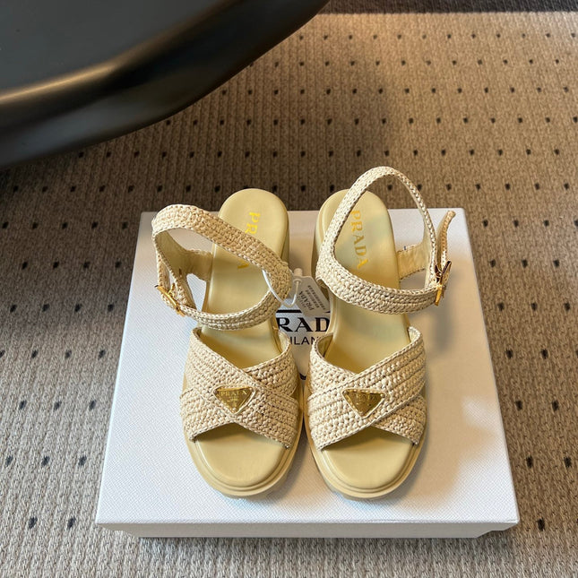 PRADA 26S BLOCK HEEL SANDALS 85MM IN BEIGE RAFFIA AND CALFSKIN