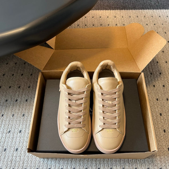 PRADA 26S LACE UP SNEAKERS 40MM IN BEIGE CALFSKIN