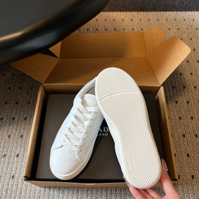 PRADA 26S LACE UP SNEAKERS 40MM IN WHITE CALFSKIN