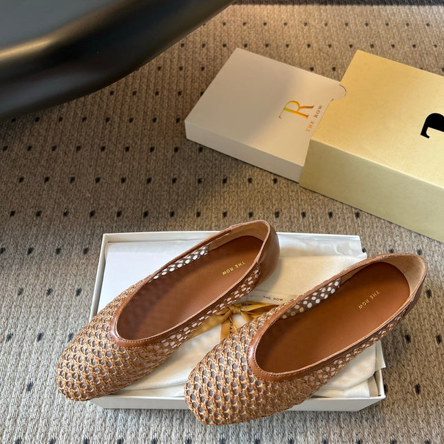 THE ROW 26S BALLET FLATS IN BROWN MESH