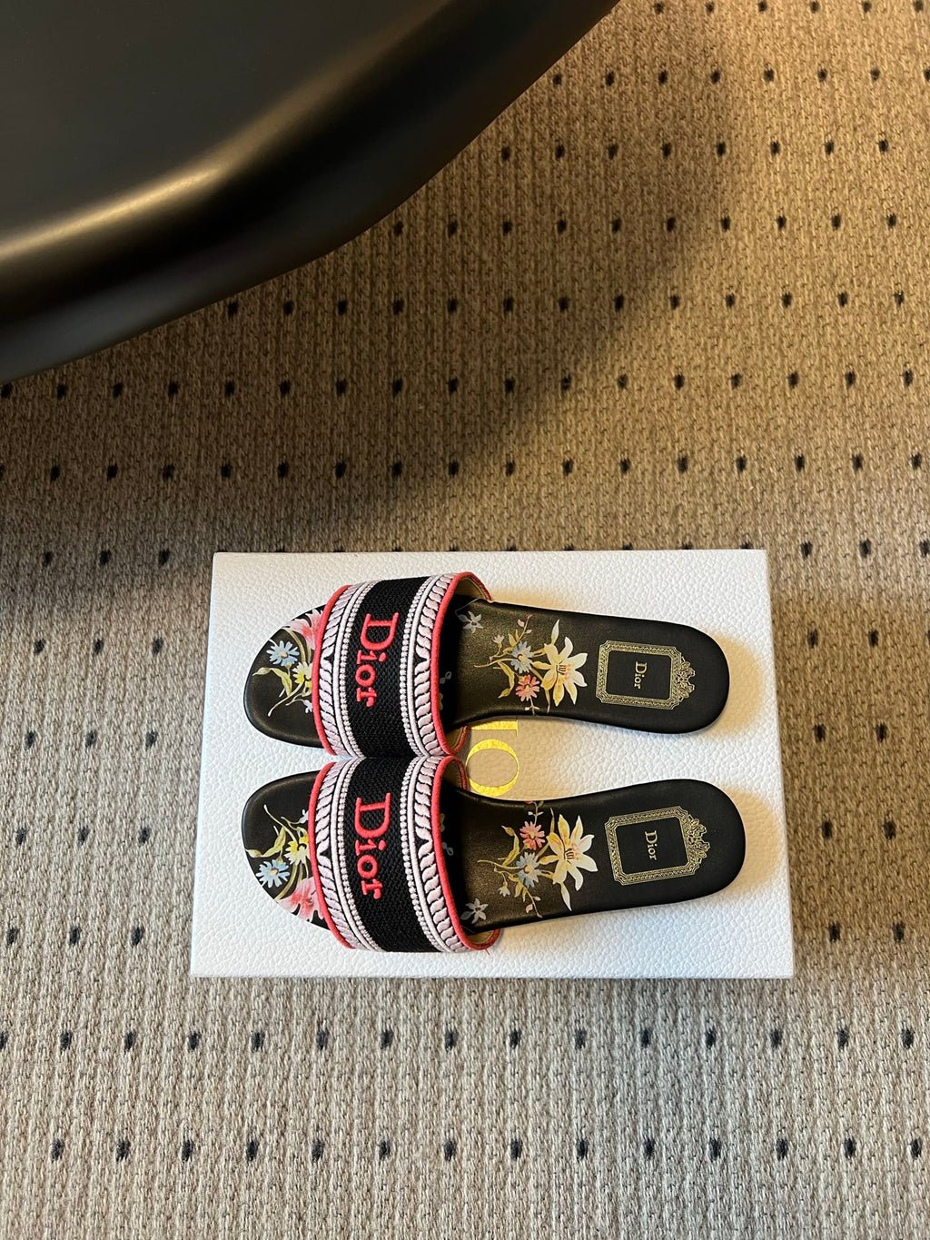 DIOR 26S SLIDES DWAY IN BLACK RED EMBROIDERED CANVAS WITH LOGO & FLORAL PRINT FOOTBED