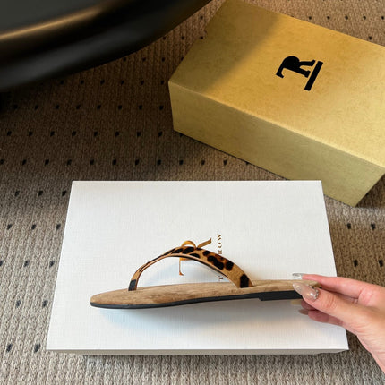 THE ROW 26S THONG SANDALS IN BROWN SPOTTED CALF HAIR AND SUEDE
