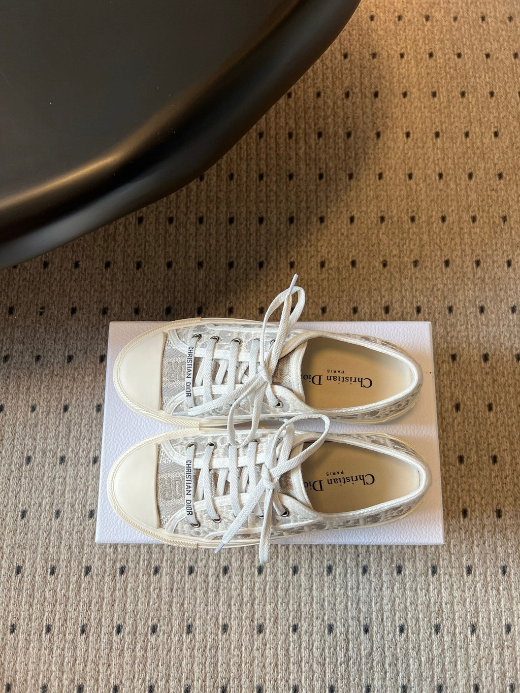 DIOR 26S LOW-TOP SNEAKER 50MM IN LIGHT GREY OBLIQUE EMBROIDERED CANVAS