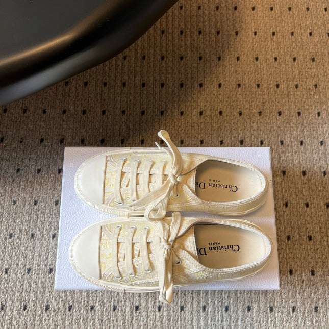 DIOR 26S LOW-TOP SNEAKER 50MM IN LIGHT YELLOW OBLIQUE EMBROIDERED CANVAS