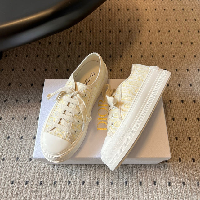 DIOR 26S LOW-TOP SNEAKER 50MM IN LIGHT YELLOW OBLIQUE EMBROIDERED CANVAS