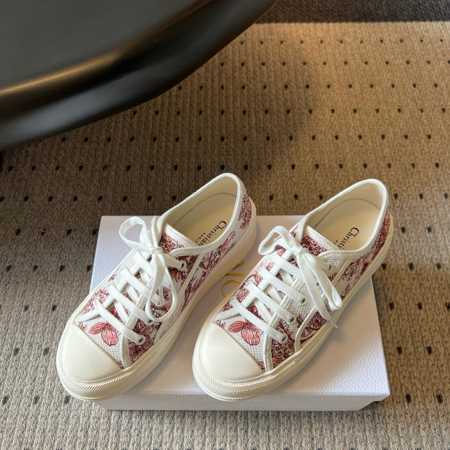 DIOR 26S LOW-TOP SNEAKER 50MM IN WHITE AND RED OBLIQUE EMBROIDERED CANVAS