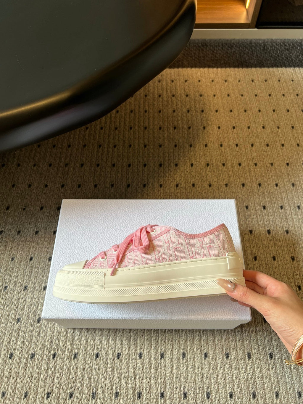 DIOR 26S LOW-TOP SNEAKER 50MM IN LIGHT PINK OBLIQUE EMBROIDERED CANVAS