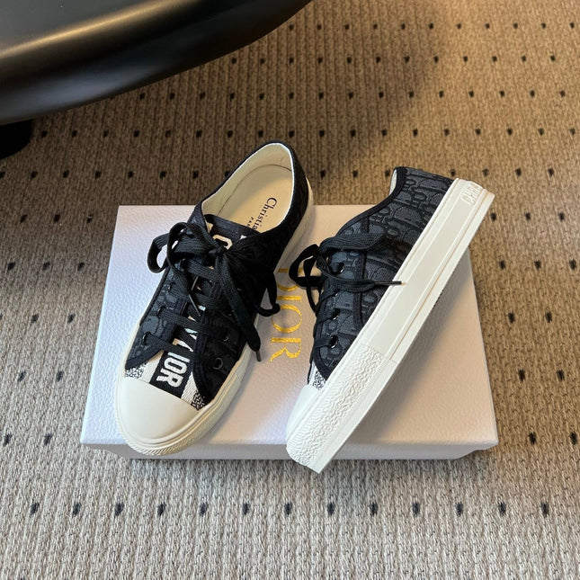 DIOR 26S LOW-TOP SNEAKER 35MM IN BLACK OBLIQUE EMBROIDERED CANVAS