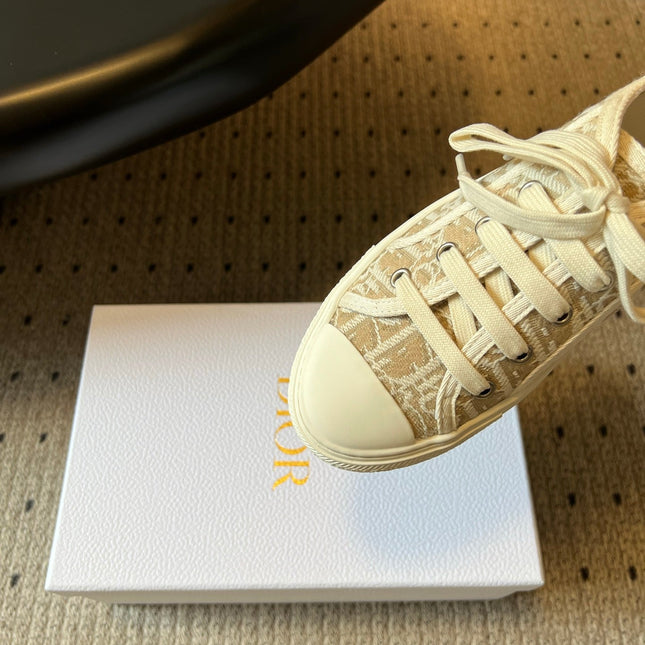 DIOR 26S LOW-TOP SNEAKER 35MM IN BEIGE OBLIQUE EMBROIDERED CANVAS
