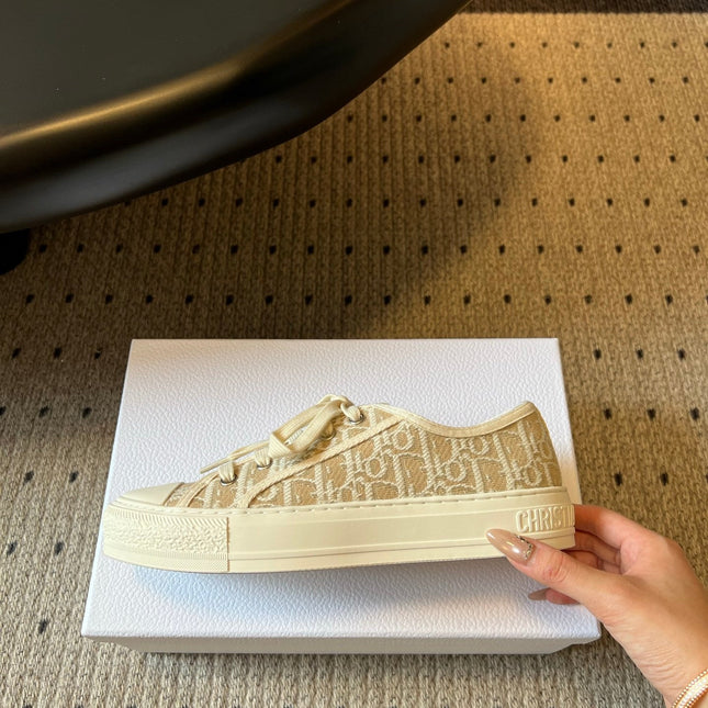 DIOR 26S LOW-TOP SNEAKER 35MM IN BEIGE OBLIQUE EMBROIDERED CANVAS