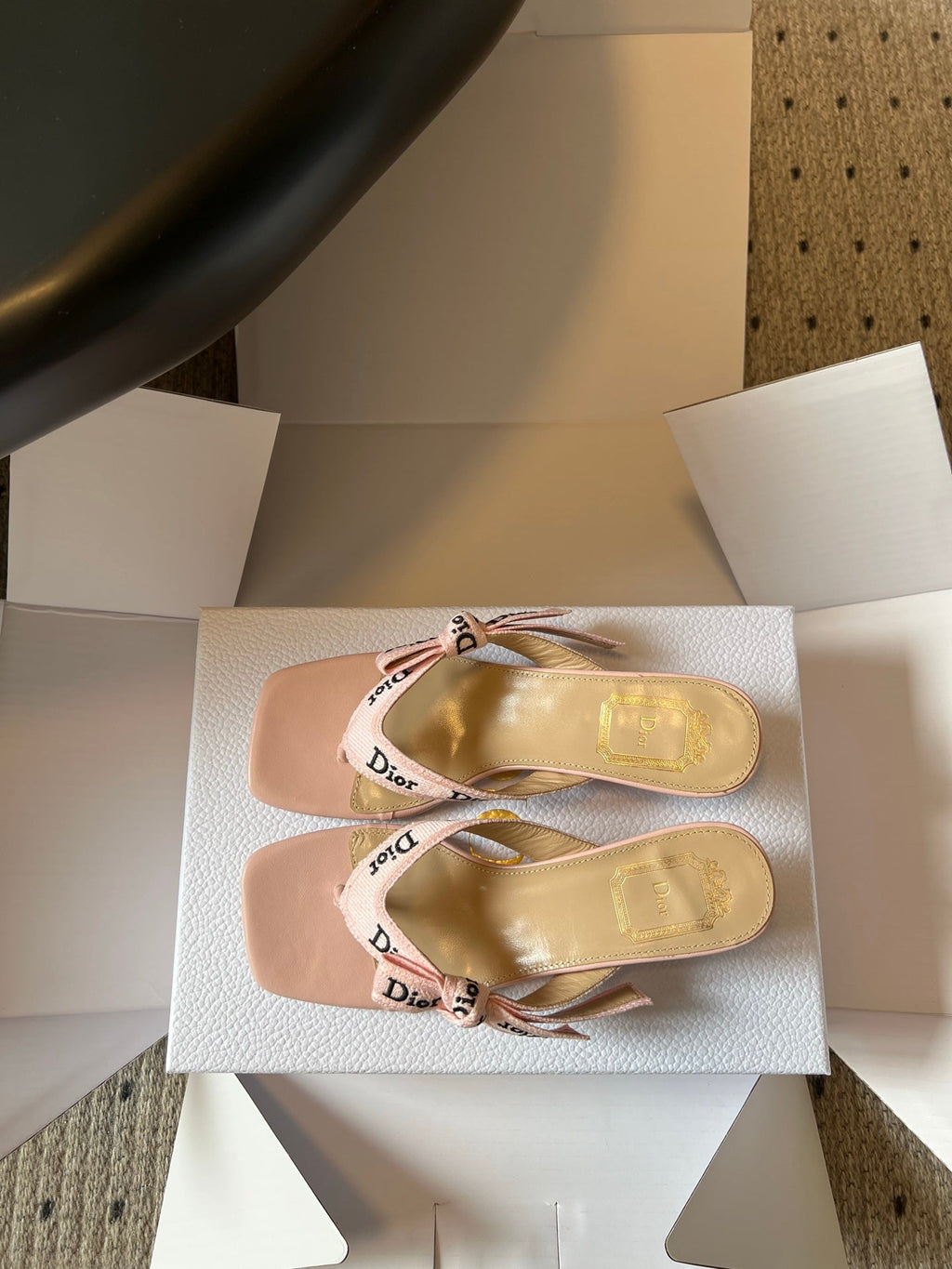DIOR 26S HIGH-HEEL THONG SANDAL 35MM IN LIGHT PINK EMBROIDERED CANVAS AND CALFSKIN