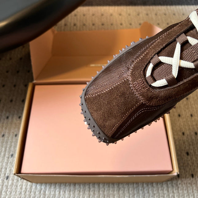 MIUMIU 26S SNEAKERS IN DARK BROWN SUEDE
