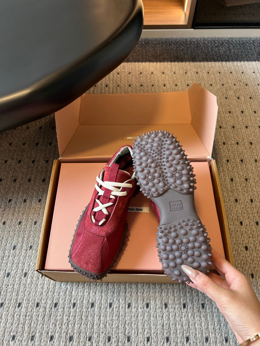 MIUMIU 26S SNEAKERS IN DARK RED SUEDE