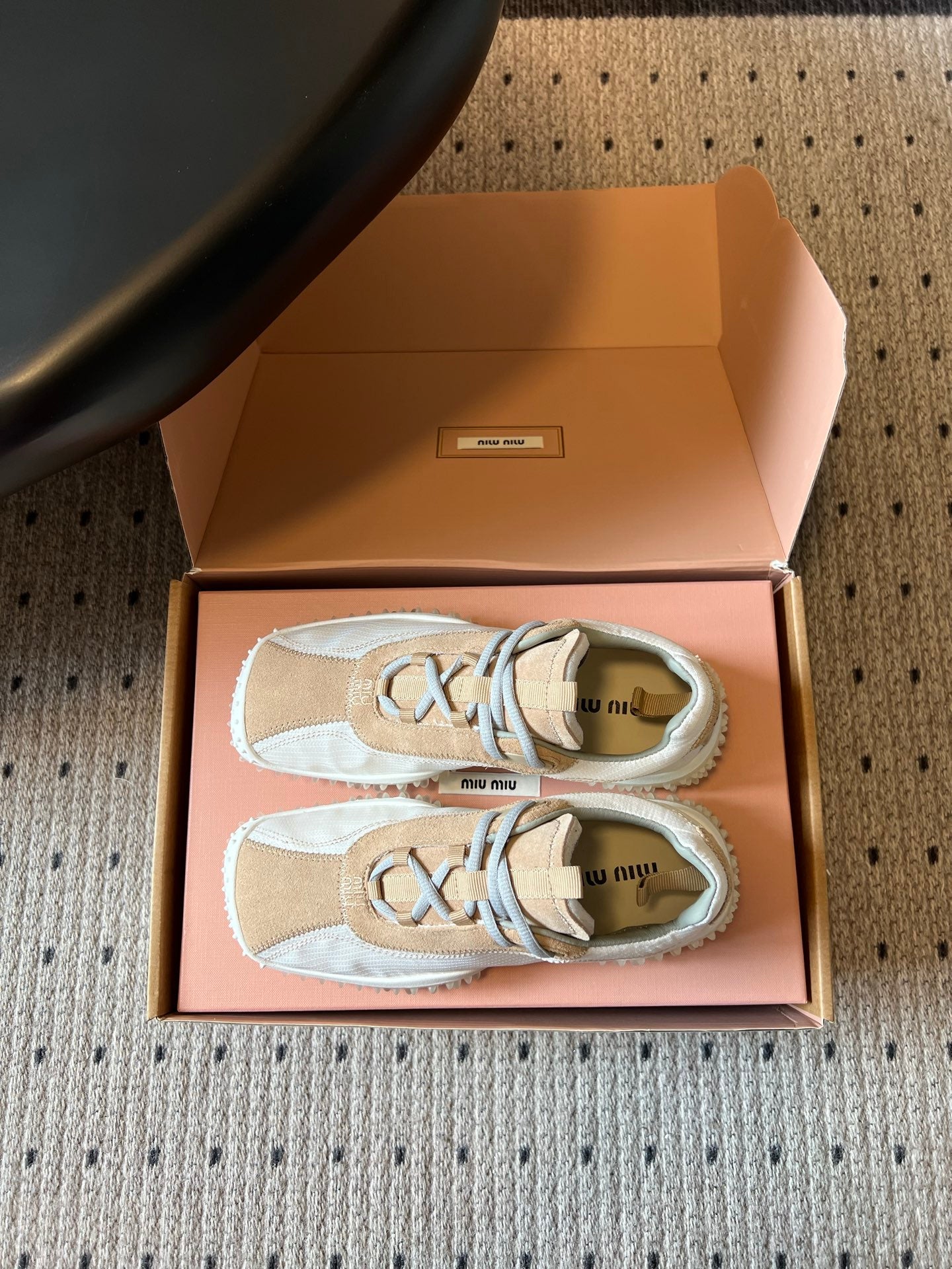 MIUMIU 26S SNEAKERS IN WHITE FABRIC AND BROWN SUEDE