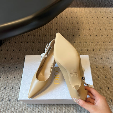 DIOR 26S POINTED-TOE PUMPS 95MM IN BEIGE CALFSKIN WITH J'ADIOR BOW