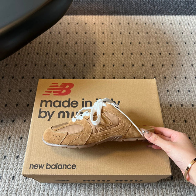 MIUMIU 26S SNEAKER MULES IN CAMEL BROWN SUEDE MIX FABRIC