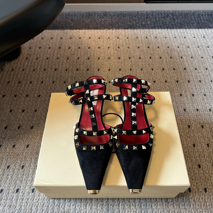 VALENTINO 26S ROCKSTUD HIGH HEELS 40 MM IN BLACK SUEDE