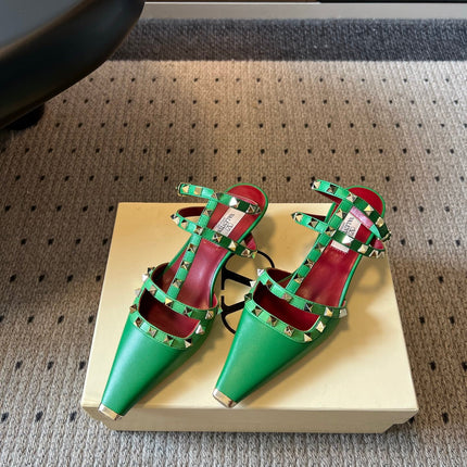 VALENTINO 26S ROCKSTUD HIGH HEELS 40 MM IN GREEN CALFSKIN