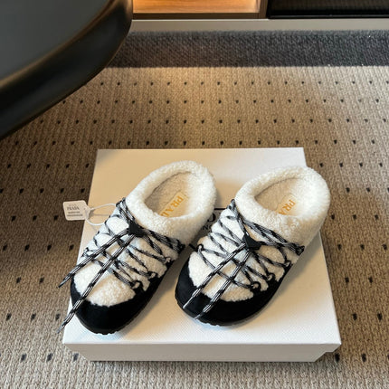 PRADA 26S WOVEN MULES IN IVORY WOOL AND BLACK SUEDE