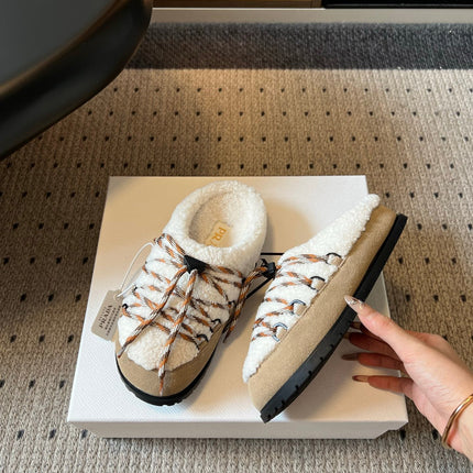 PRADA 26S WOVEN MULES IN IVORY WOOL AND BEIGE SUEDE