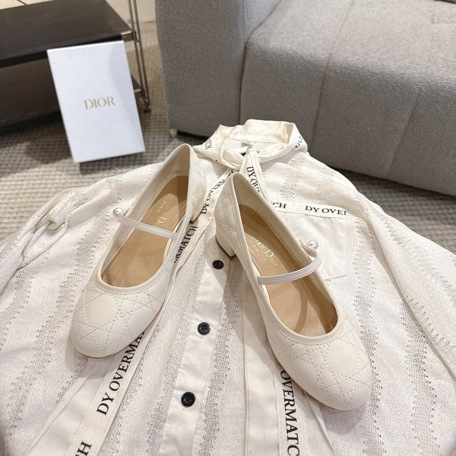 DIOR 26S MARY JANE PUMPS IN CREAM WHITE LAMBSKIN PEARL-ADORNED STRAP