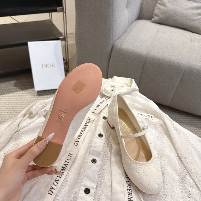 DIOR 26S MARY JANE PUMPS IN CREAM WHITE LAMBSKIN PEARL-ADORNED STRAP