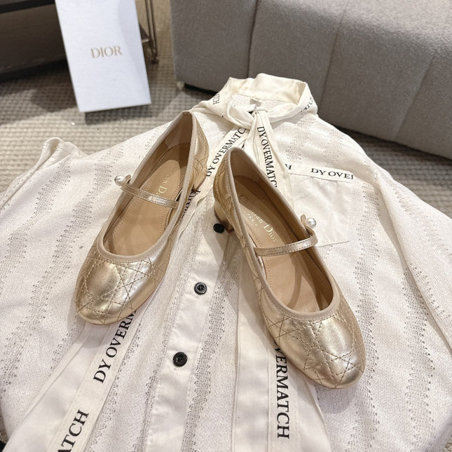 DIOR 26S MARY JANE PUMPS IN GOLD LAMBSKIN PEARL-ADORNED STRAP