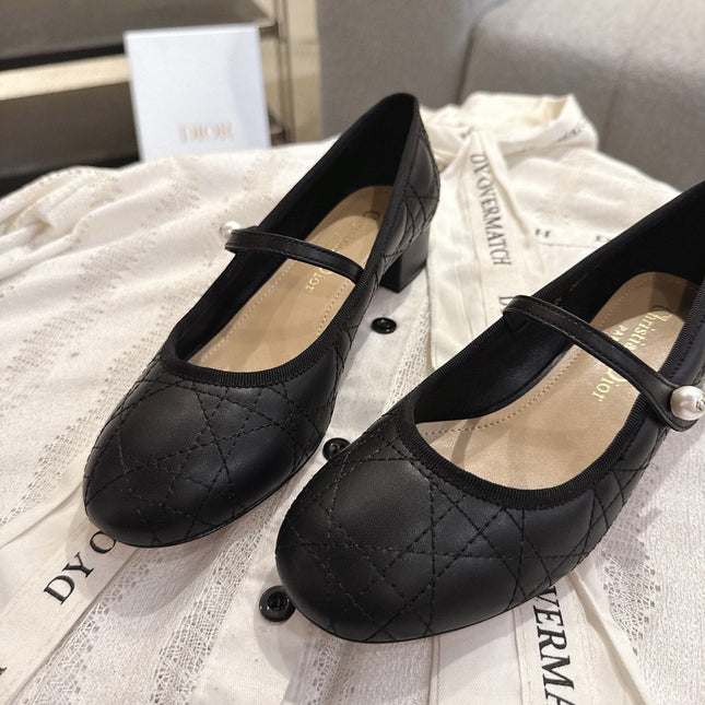 DIOR 26S MARY JANE PUMPS IN BLACK LAMBSKIN PEARL-ADORNED STRAP