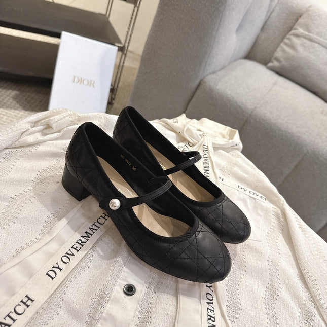 DIOR 26S MARY JANE PUMPS IN BLACK LAMBSKIN PEARL-ADORNED STRAP