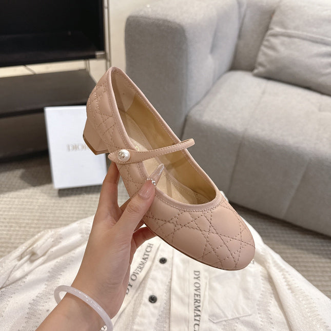 DIOR 26S MARY JANE PUMPS IN NUDE LAMBSKIN PEARL-ADORNED STRAP