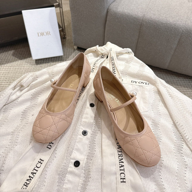 DIOR 26S MARY JANE PUMPS IN NUDE LAMBSKIN PEARL-ADORNED STRAP
