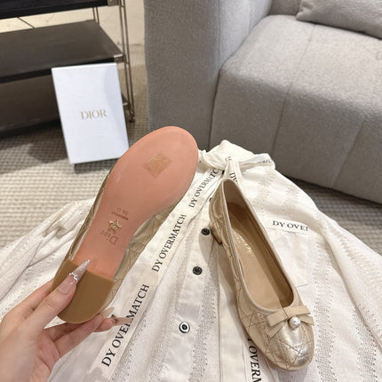 DIOR 26S LOW BLOCK HEEL PUMPS IN GOLD LAMBSKIN